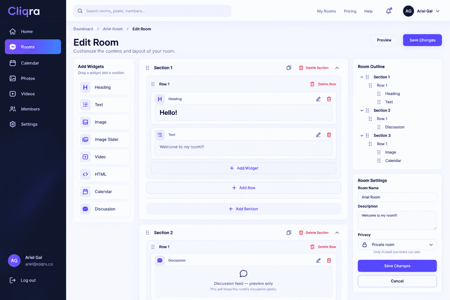 The Cliqra Room editor with the drag-and-drop widgets panel